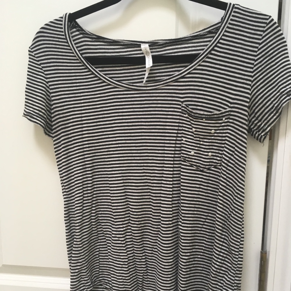 Black and white striped shirt w pearls on pocket